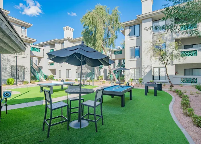 Walk To Kierland Golf! Remodeled 2Br Luxury Suite Apartment *