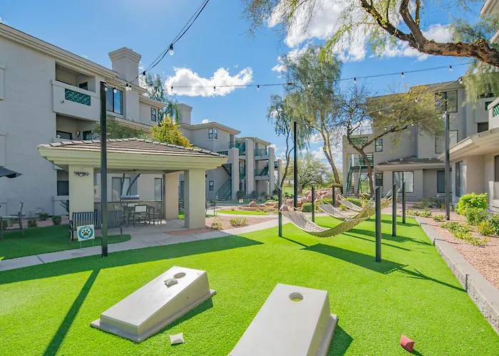 Apartment Walk To Kierland Golf! Remodeled 2Br Luxury Suite Scottsdale