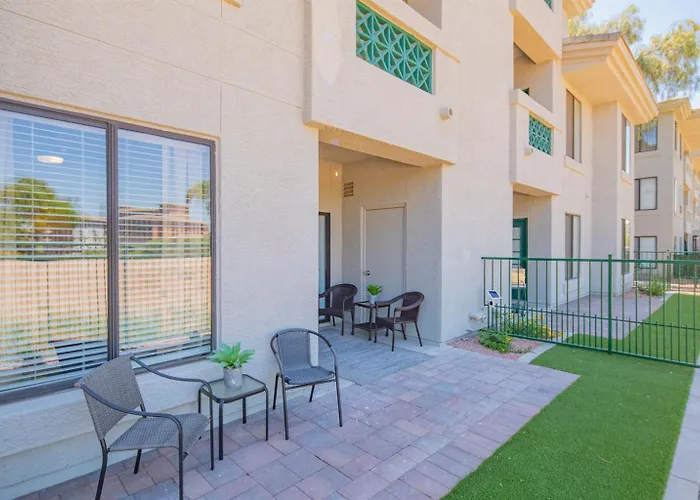 Walk To Kierland Golf! Remodeled 2Br Luxury Suite *