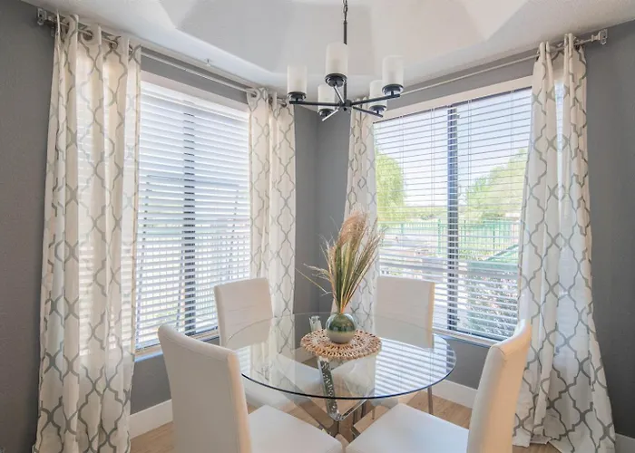 Walk To Kierland Golf! Remodeled 2Br Luxury Suite * Scottsdale